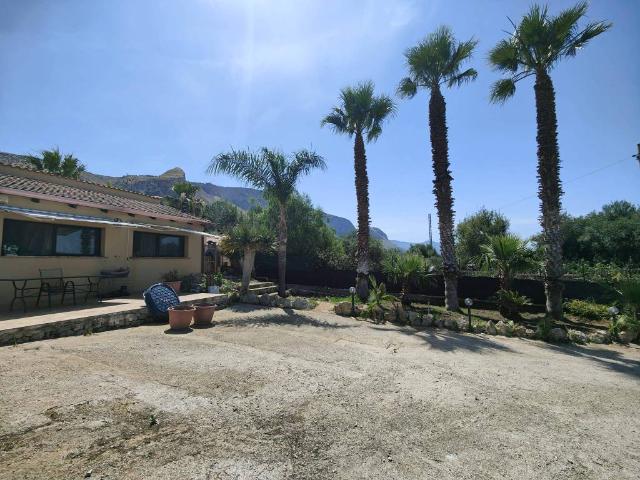 Villa Indipendente in vendita a Terrasini, Sicilia