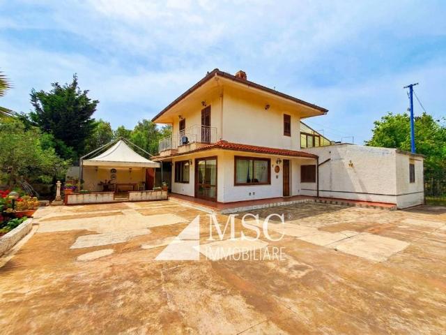 Villa Indipendente in vendita a Terrasini, Sicilia