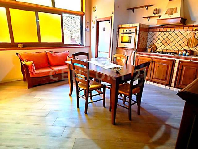Villa Indipendente in vendita a Terrasini, Sicilia