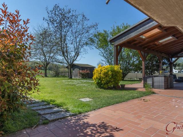 Villa Indipendente in vendita a Unione Alto Ferrarese, Sant'agostino