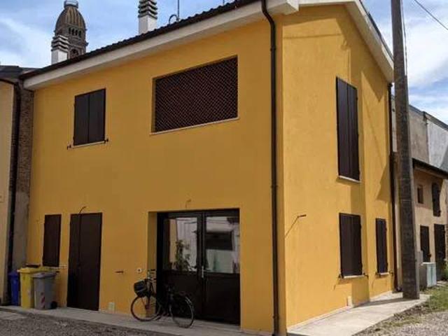 Villa Indipendente in vendita a Unione Alto Ferrarese, Mirabello