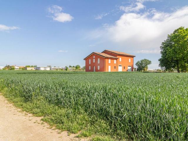 Villa Indipendente in vendita a Unione Alto Ferrarese, Roversetto