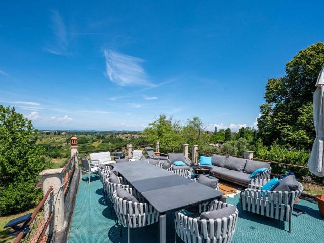 Villa Indipendente in vendita a Terricciola, Toscana