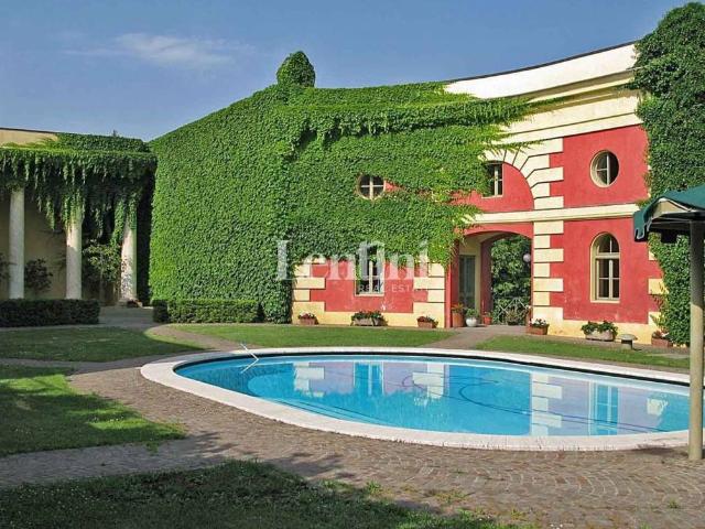 Villa Indipendente in vendita a Piemonte, Alessandria
