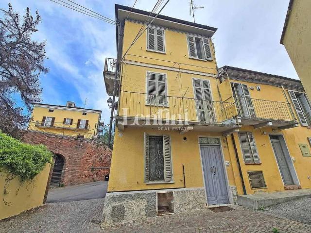 Villa Indipendente in vendita a Piemonte, Alessandria