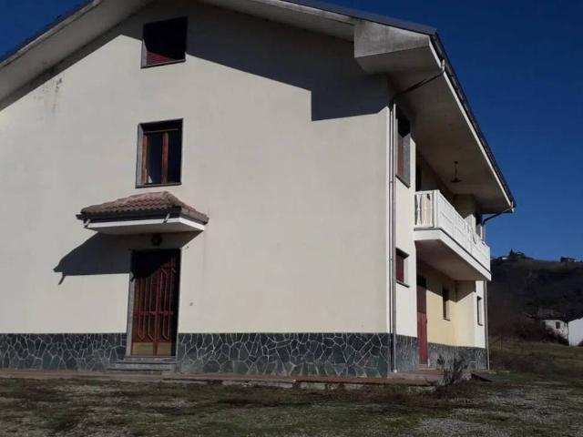 Villa Indipendente in vendita a Piemonte, Alessandria