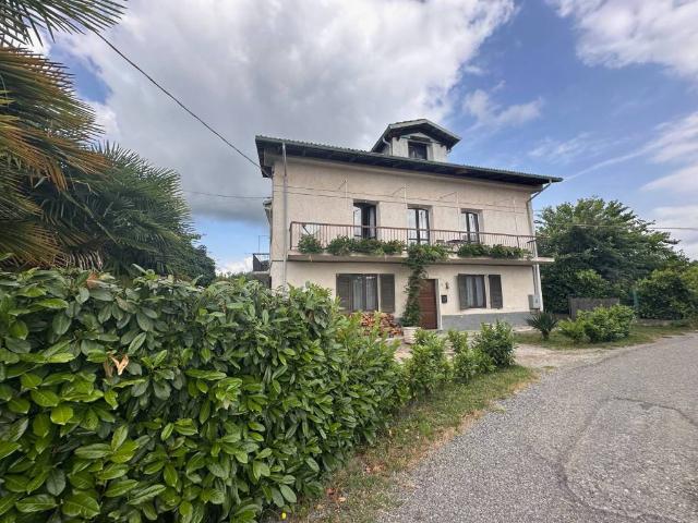 Villa Indipendente in vendita a Piemonte, Alessandria