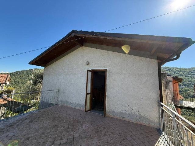 Villa Indipendente in vendita a Testico, Liguria