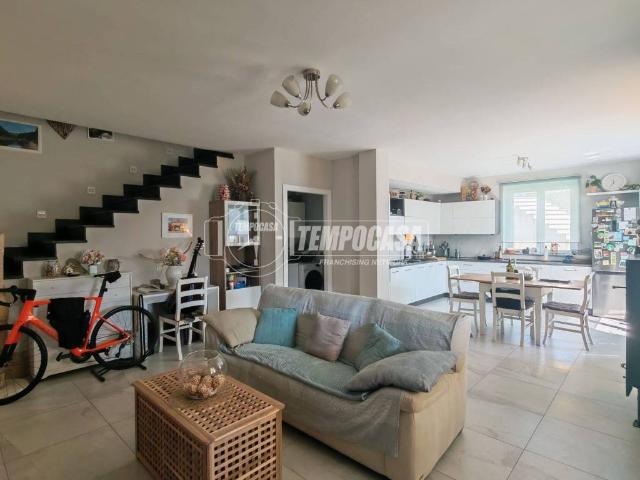 Villa Indipendente in vendita a Testico, Liguria