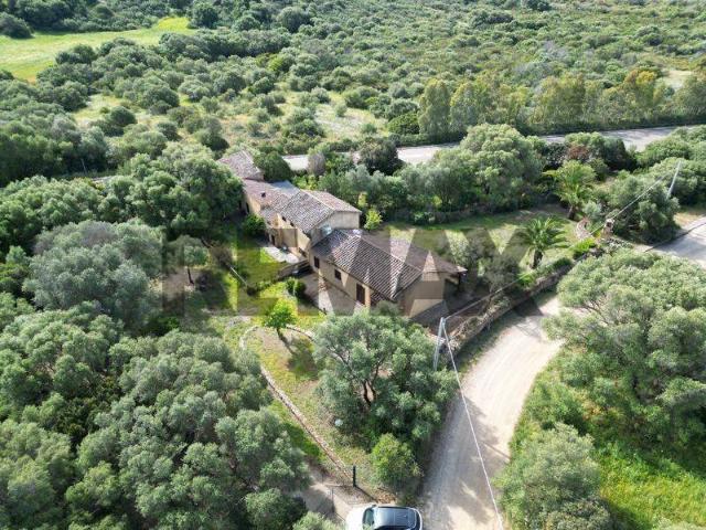 Villa Indipendente in vendita a Teulada, Sardigna/Sardegna