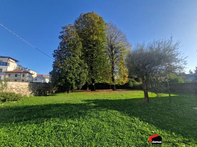 Villa Indipendente in vendita a Centro, Thiene