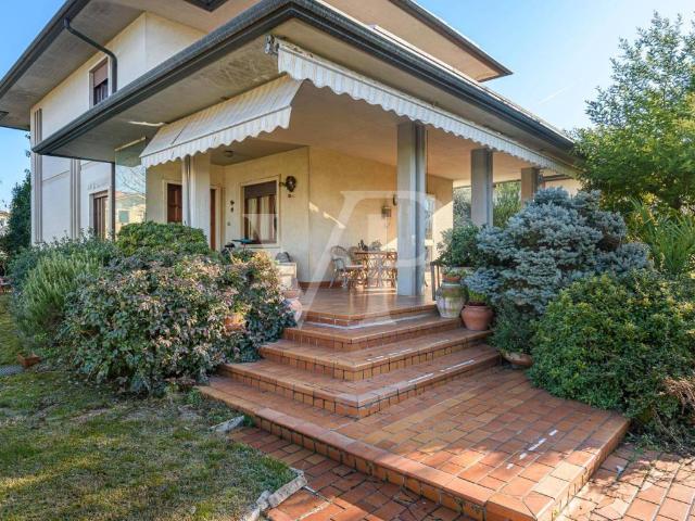 Villa Indipendente in vendita a Ponte di Ferro, Thiene