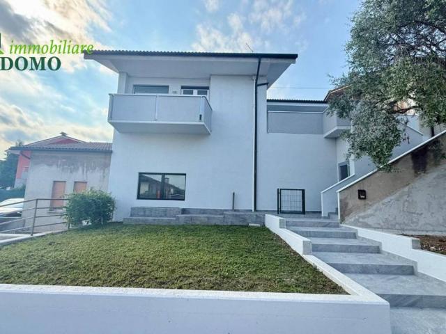 Villa Indipendente in vendita a Centro, Thiene