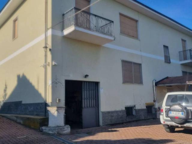 Villa Indipendente in vendita a Piemonte, Asti