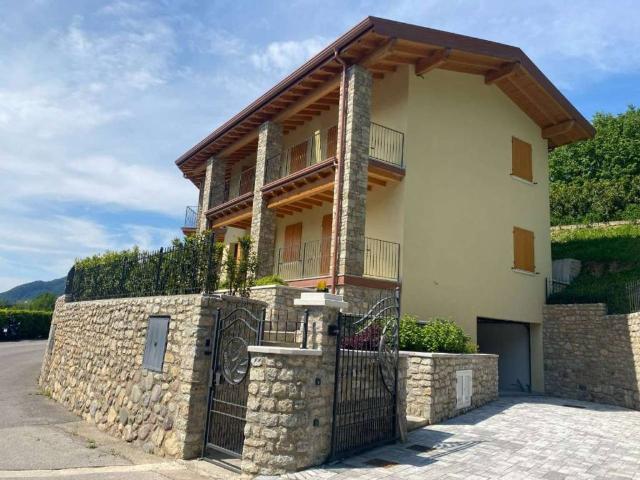 Villa Indipendente in vendita a Comunità Montana Parco Alto Garda bresciano, Tignale