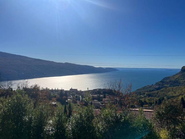 Villa Indipendente in vendita a Comunità Montana Parco Alto Garda bresciano, Tignale