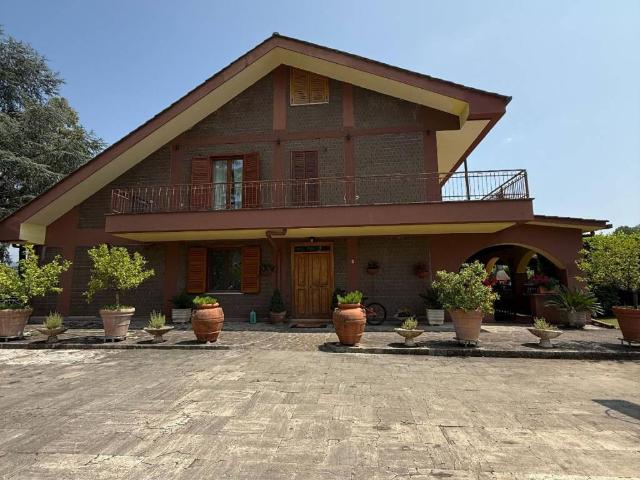 Villa Indipendente in vendita a Bivio di San Polo, Roma Capitale