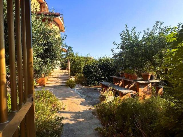 Villa Indipendente in vendita a Tivoli Terme, Roma Capitale