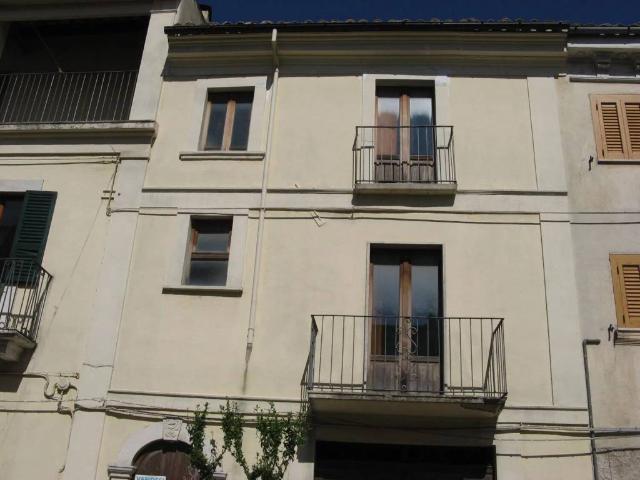 Villa Indipendente in vendita a Tocco Casauria, Abruzzo