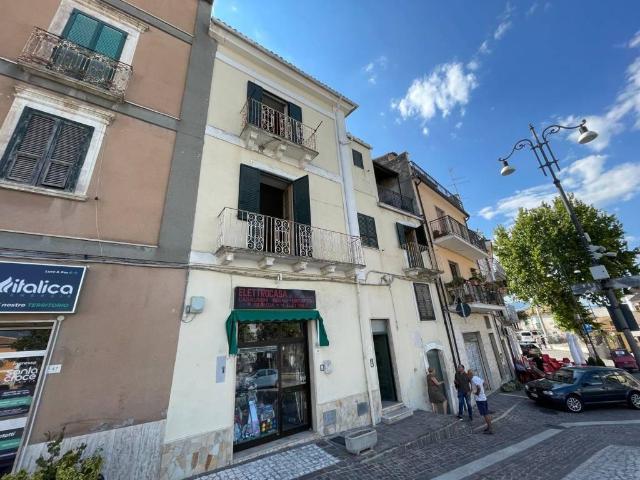 Villa Indipendente in vendita a Tocco Casauria, Abruzzo
