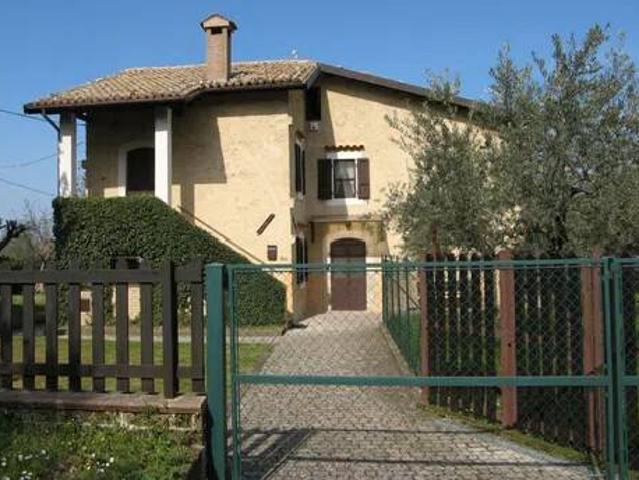 Villa Indipendente in vendita a Tocco Casauria, Abruzzo