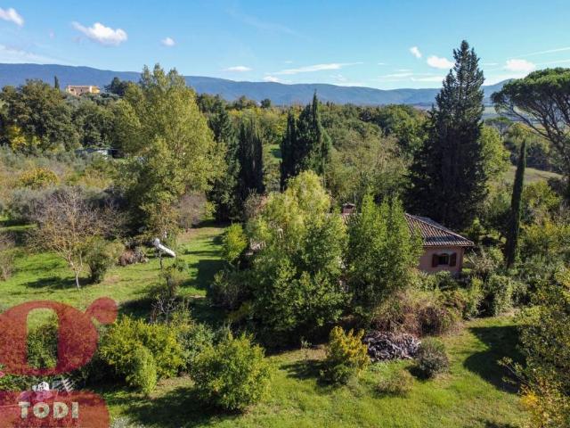 Villa Indipendente in vendita a Izzalini, Umbria