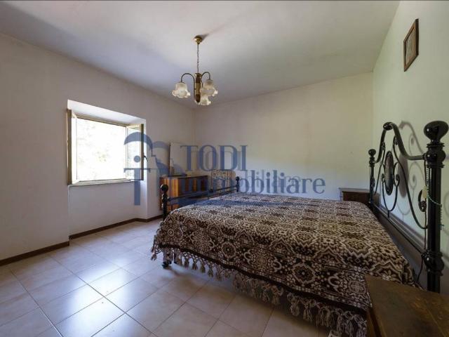 Villa Indipendente in vendita a Izzalini, Umbria