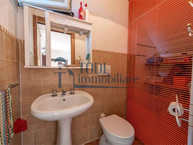Villa Indipendente in vendita a Izzalini, Umbria