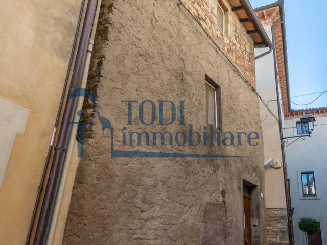 Villa Indipendente in vendita a Izzalini, Umbria