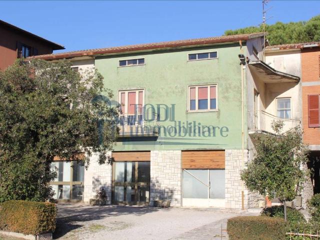 Villa Indipendente in vendita a Todi, Perugia