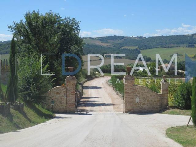 Villa Indipendente in vendita a Izzalini, Umbria