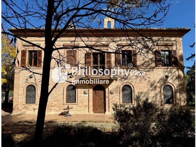Villa Indipendente in vendita a Marche, Macerata