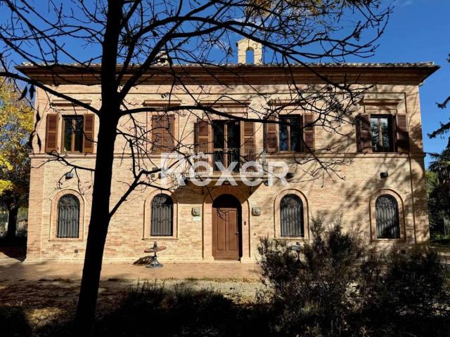 Villa Indipendente in vendita a Marche, Macerata
