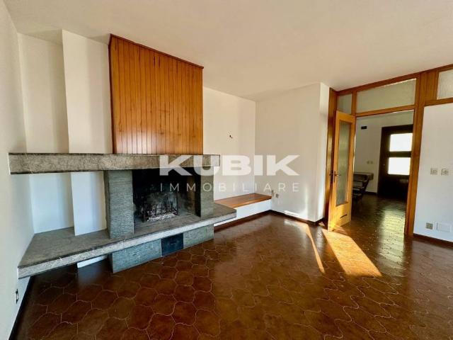 Villa Indipendente in vendita a Tolmezzo, Friuli-Venezia Giulia