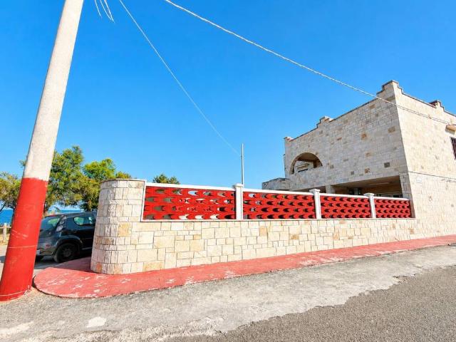 Villa Indipendente in vendita a Puglia, Brindisi