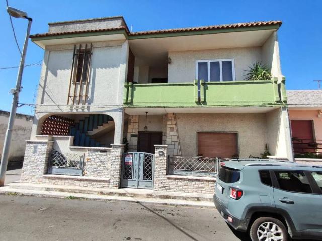 Villa Indipendente in vendita a Torchiarolo, Brindisi