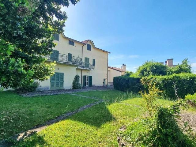 Villa Indipendente in vendita a Torella Dei Lombardi, Campania