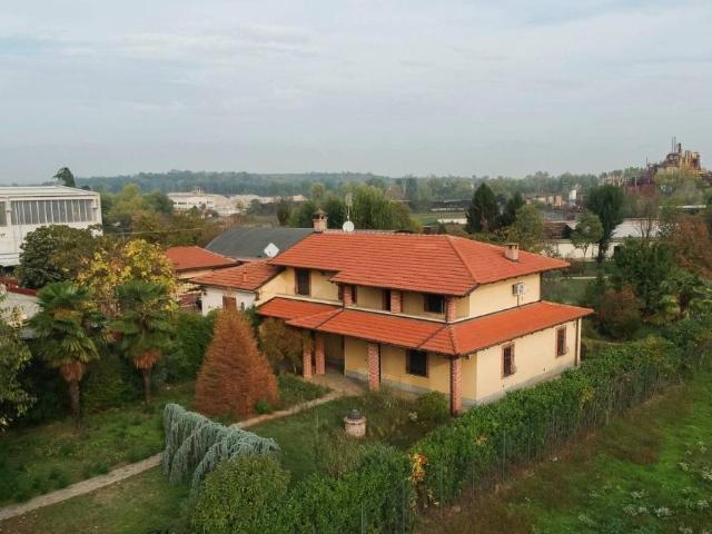 Villa Indipendente in vendita a Circoscrizione 5, Piemonte