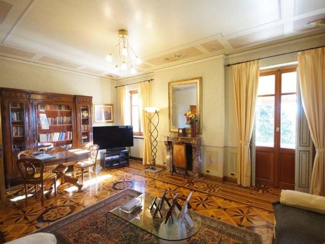 Villa Indipendente in vendita a Cavoretto, Piemonte
