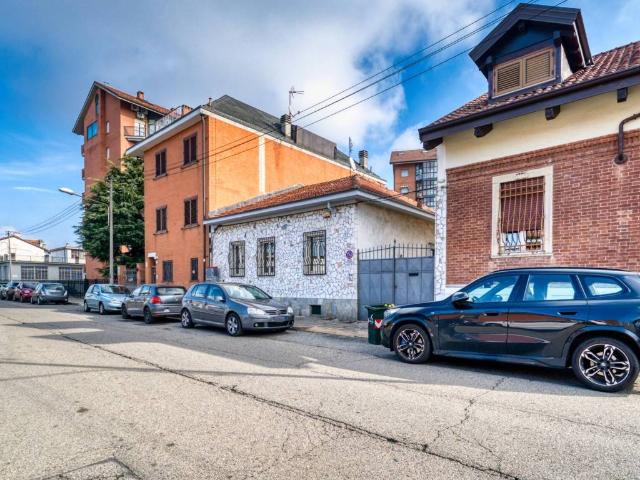 Villa Indipendente in vendita a Circoscrizione 5, Piemonte