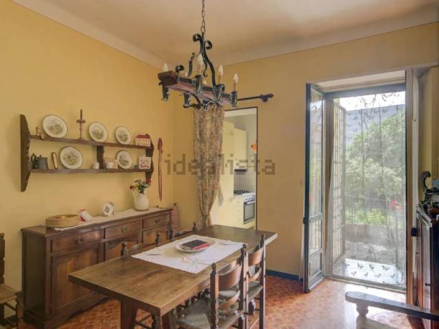 Villa Indipendente in vendita a Circoscrizione 8, Piemonte