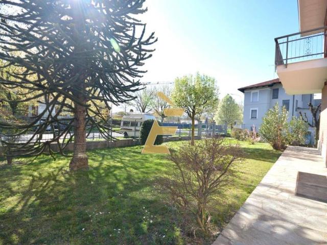 Villa Indipendente in vendita a Circoscrizione 7, Piemonte