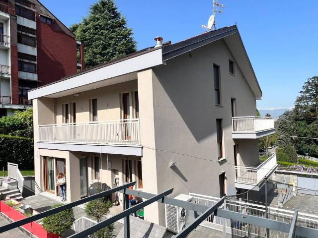 Villa Indipendente in vendita a Circoscrizione 7, Piemonte