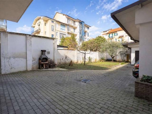 Villa Indipendente in vendita a Circoscrizione 3, Piemonte