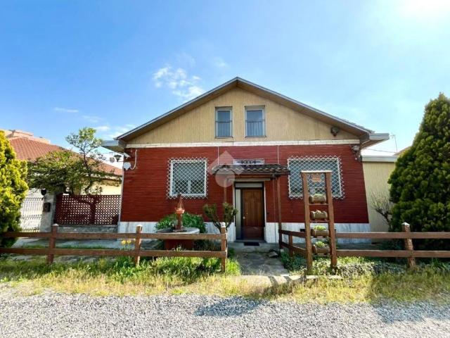Villa Indipendente in vendita a Circoscrizione 5, Piemonte