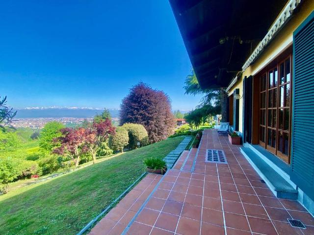 Villa Indipendente in vendita a Circoscrizione 8, Piemonte