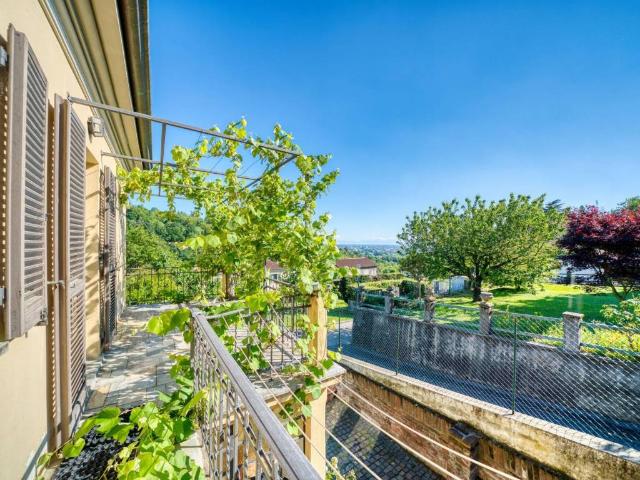 Villa Indipendente in vendita a Cavoretto, Piemonte