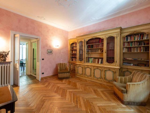 Villa Indipendente in vendita a Circoscrizione 3, Piemonte