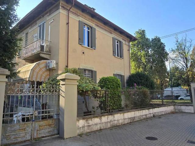Villa Indipendente in vendita a Circoscrizione 3, Piemonte