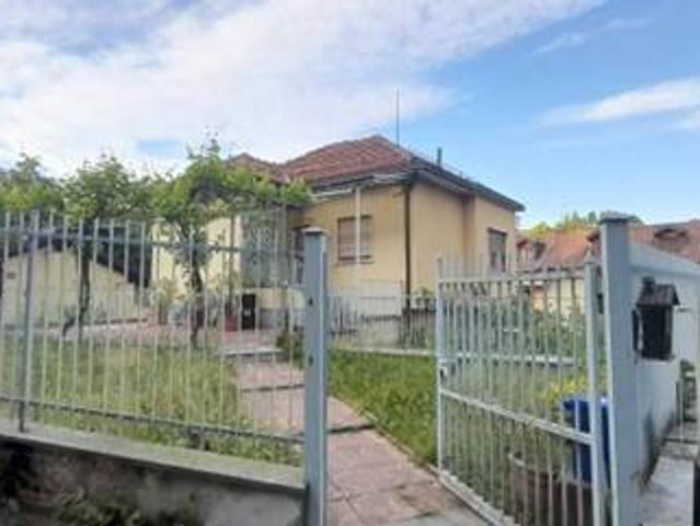 Villa Indipendente in vendita a Circoscrizione 8, Piemonte
